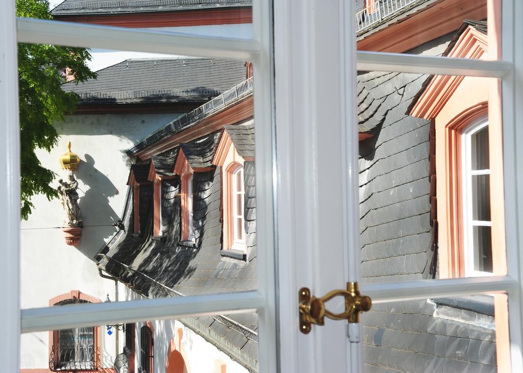 Ferienwohnungen Im Osteiner Hof Mainz Luaran gambar